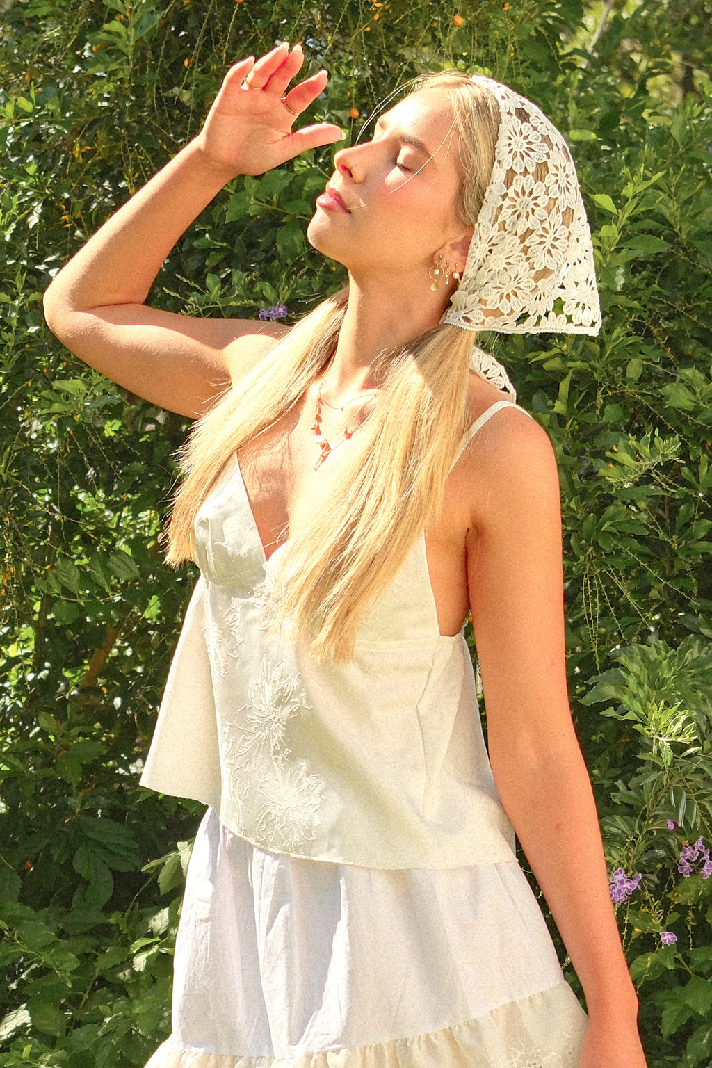 Daisy Lace Headscarf