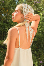 Daisy Lace Headscarf